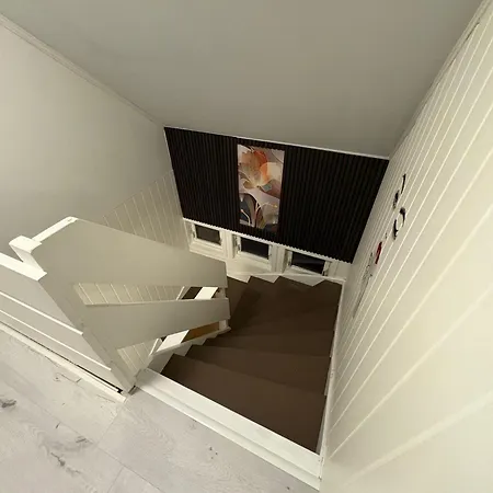 Apartament Housing *